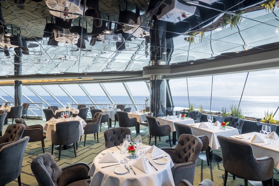 MSC Cruises MSC Virtuosa MSC Yacht Club Restaurant 1.jpg